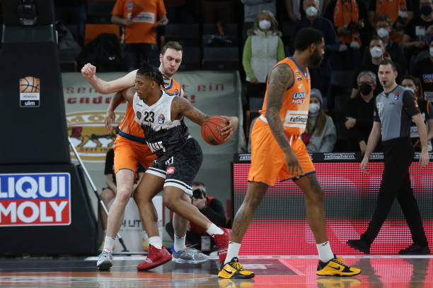 盟死对头拜 盟死对头拜