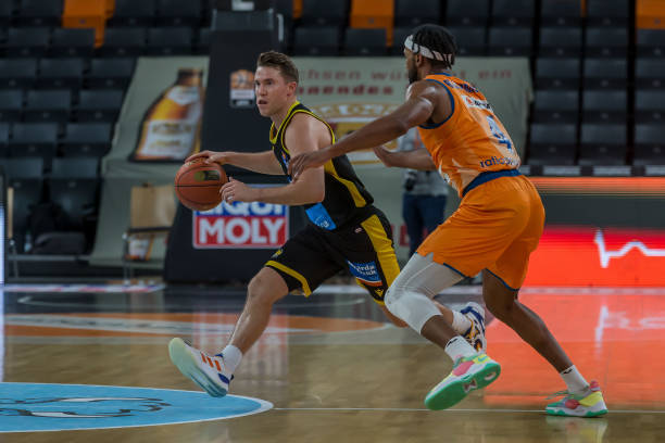 除了金额影 除了金额影