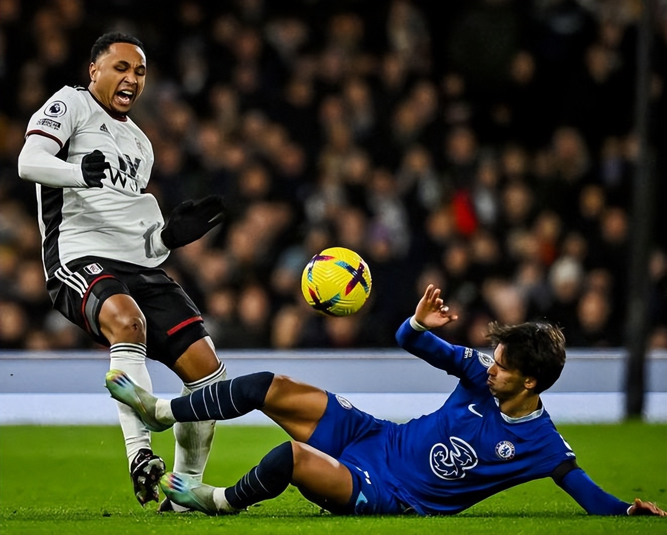 中挺身而出 中挺身而出